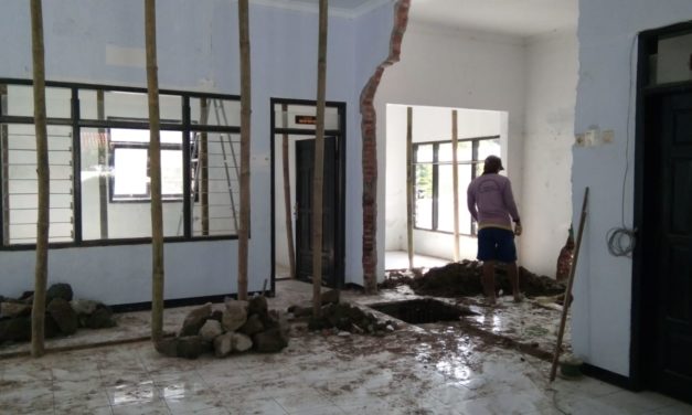 PEREHABAN KANTOR DESA
